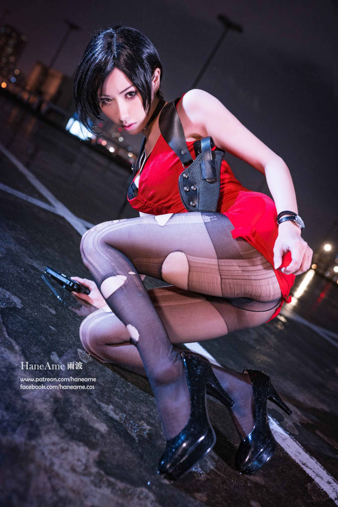 Resident Evil 2: Ada Wong vía un atrevido y sensual cosplay