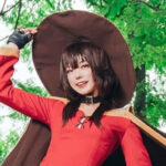 KonoSuba: Megumin en un feliz y cándido cosplay