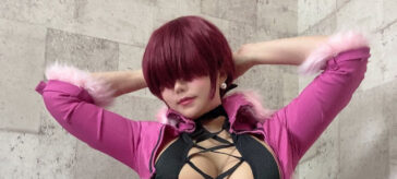 The King of Fighters: Shermie en un voluptuoso y coqueto cosplay