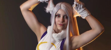 Boku no Hero Academia: Miruko en un temerario y detallado cosplay