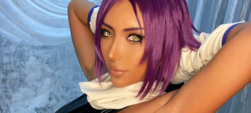 Bleach: Yoruichi Shihōin en el cosplay más ardiente y viral posible