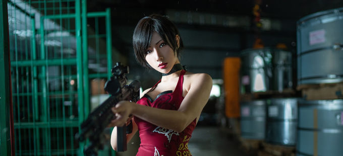Resident Evil 4: Recordando a Ada Wong con un seductor cosplay