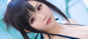 Final Fantasy VII Rebirth: Tifa Lockhart en bikini en un cosplay de ensueño