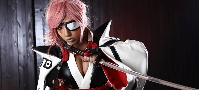 Guilty Gear Xrd: Un cosplay de Baiken a la espera del próximo combate