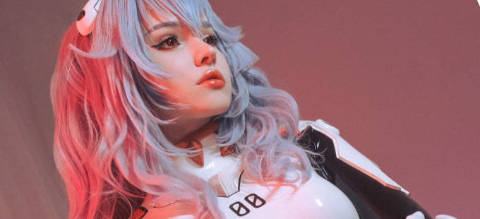 Rebuild of Evangelion – Rei Ayanami en un ‘enmarañado’ cosplay