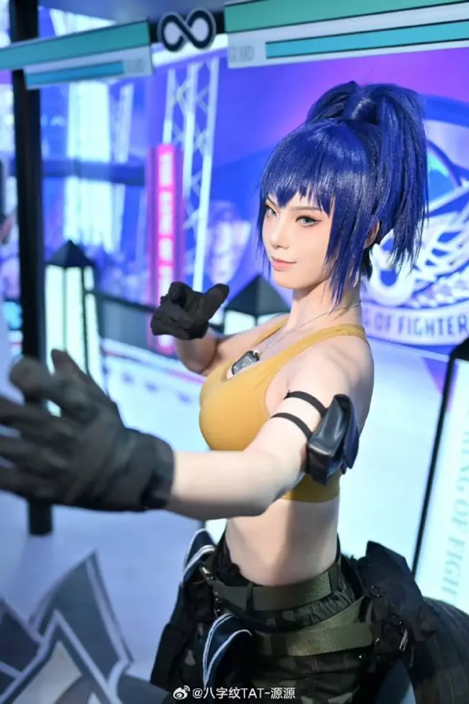 The King of Fighters: Leona Heidern en un aguerrido cosplay desde China