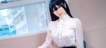 2.5 Jigen no Ririsa: Mayuri Hanyu preparada para la clase de cosplay