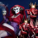 Shin Megami Tensei III: Nocturne: Mother Harlot en un fiel e intimidante cosplay