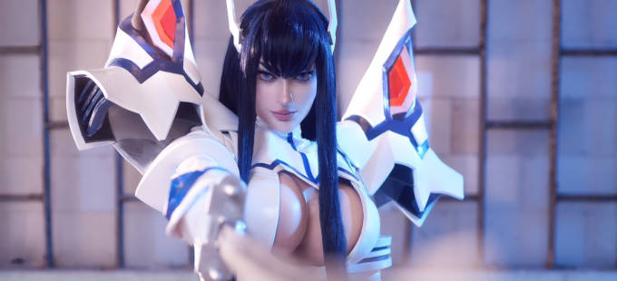 Kill la Kill: Satsuki Kiryuin con Junketsu Override en un combativo cosplay