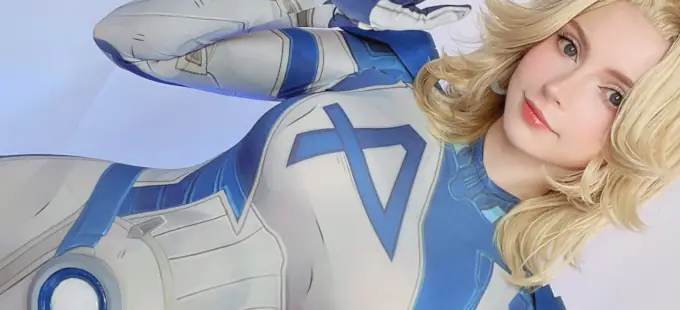 Marvel Rivals: Susan 'Sue' Storm, la Invisible Woman, en un encantador cosplay